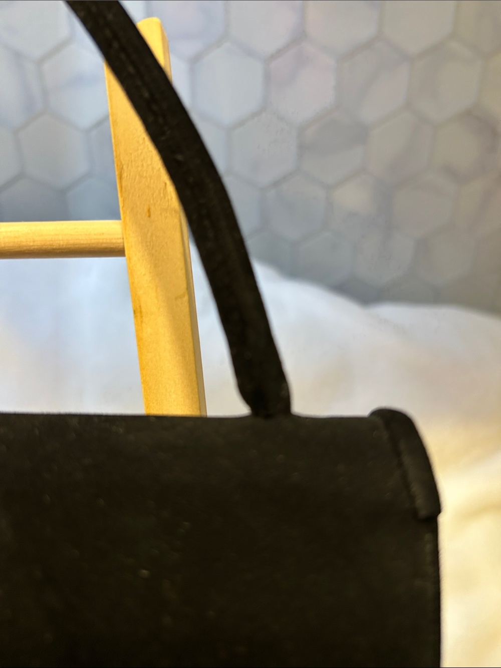 Vintage Koret of New York Korelope Suede Handbag
1960s w Coin Purse - Picture 11 of 16